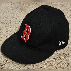 Boston Red Sox Fitted New Era Baseball Hat - Size 7 5/8